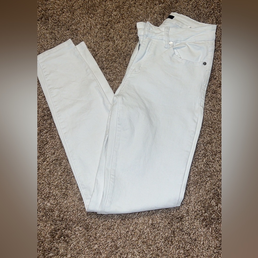 Women's Light Blue Jeans